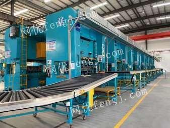 浙江绍兴工厂19年金丰gtx250双轴气动冲床,新机二手机出售